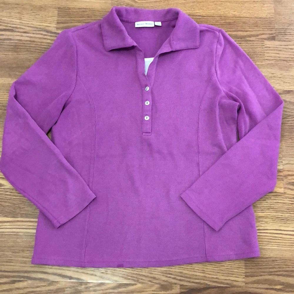 Studio Works mauve knit top with collar and white inset size medium